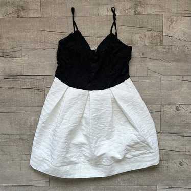 Modcloth Soieblue Black Crochet Lace White Fit Fla