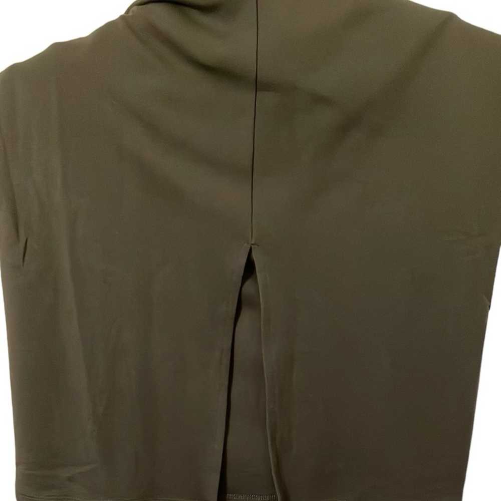 WHO WHAT WEAR | Women’s Olive Green Turtleneck Sl… - image 7