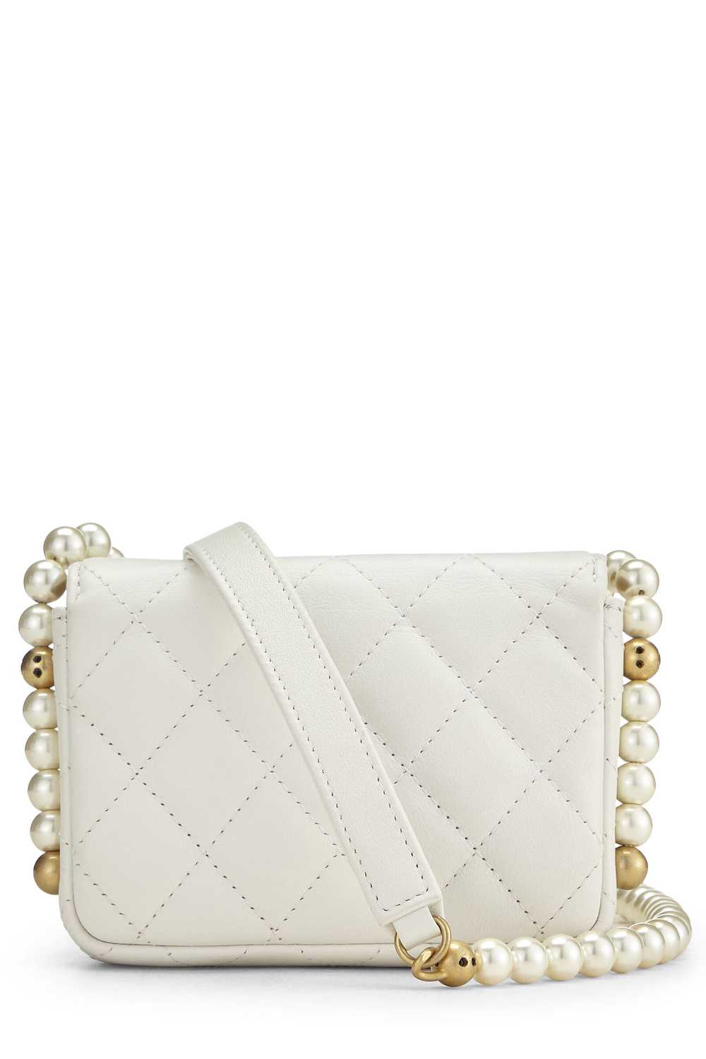 White Calfskin About Pearls Card Holder With Chain - image 4