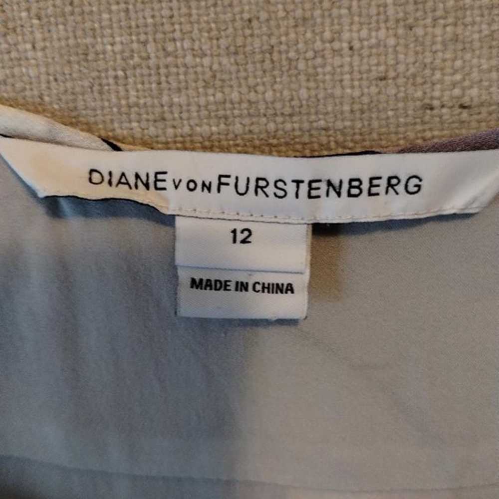 NWOT Diane Von Furstenberg 100% Silk Long Sleeve … - image 4