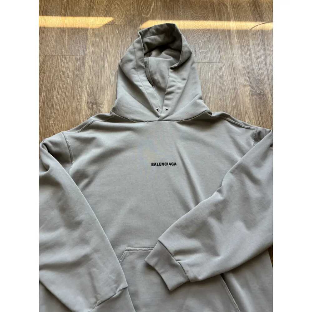 Balenciaga Sweatshirt - image 8