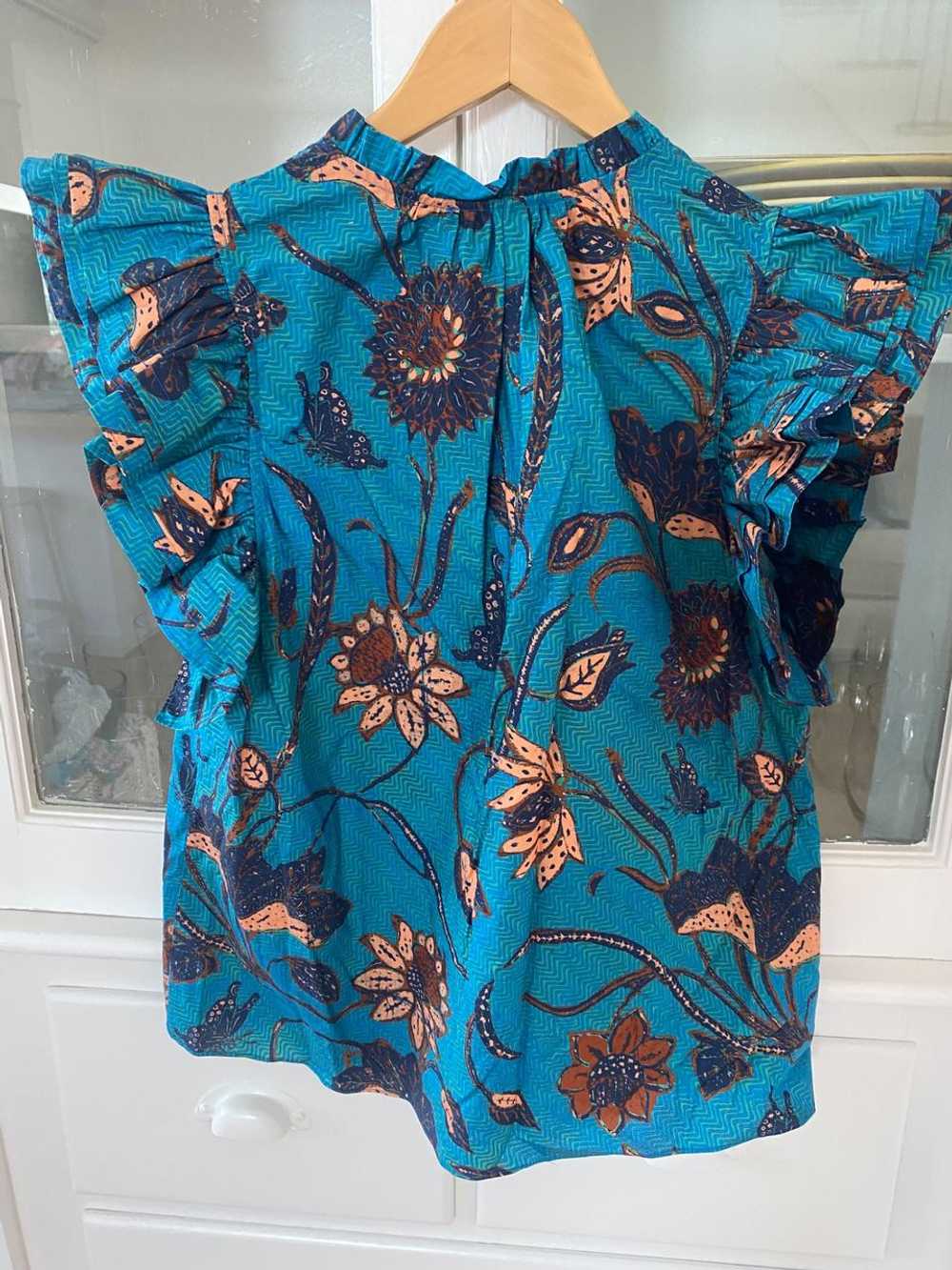 Ulla Johnson Ruffle sleeved blouse in summer nigh… - image 2