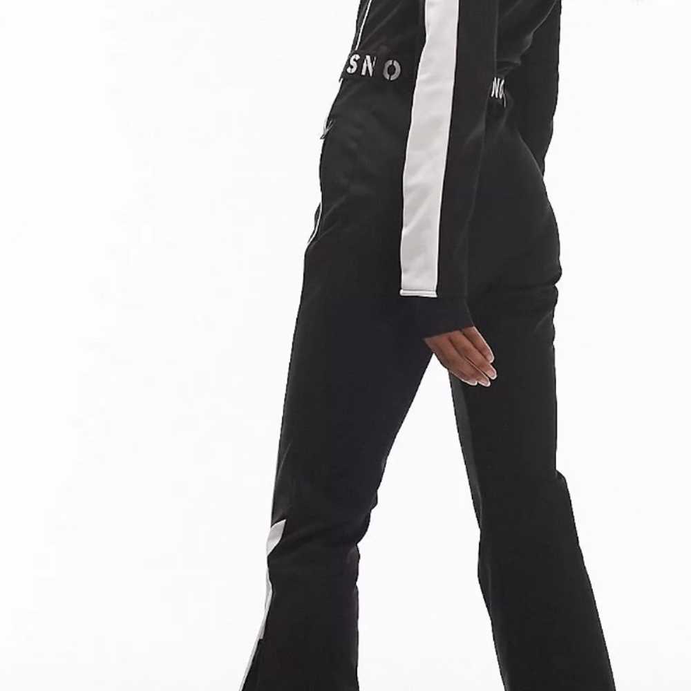 Sno ski suit with skinny flares - image 4