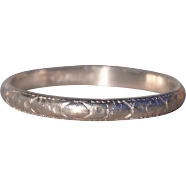 Antique Patterned Wedding Band in Platinum