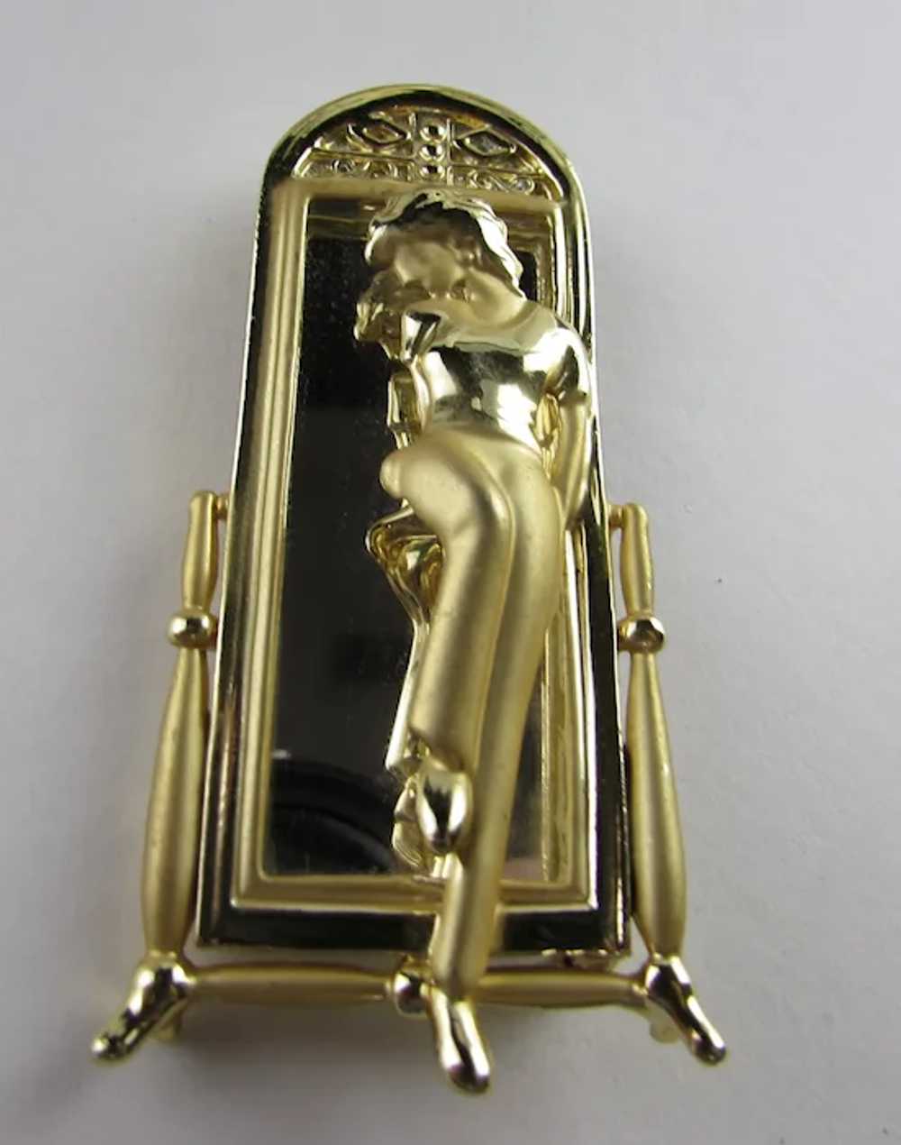 Signed JJ Gold Tone "How do I look" Pin - image 2