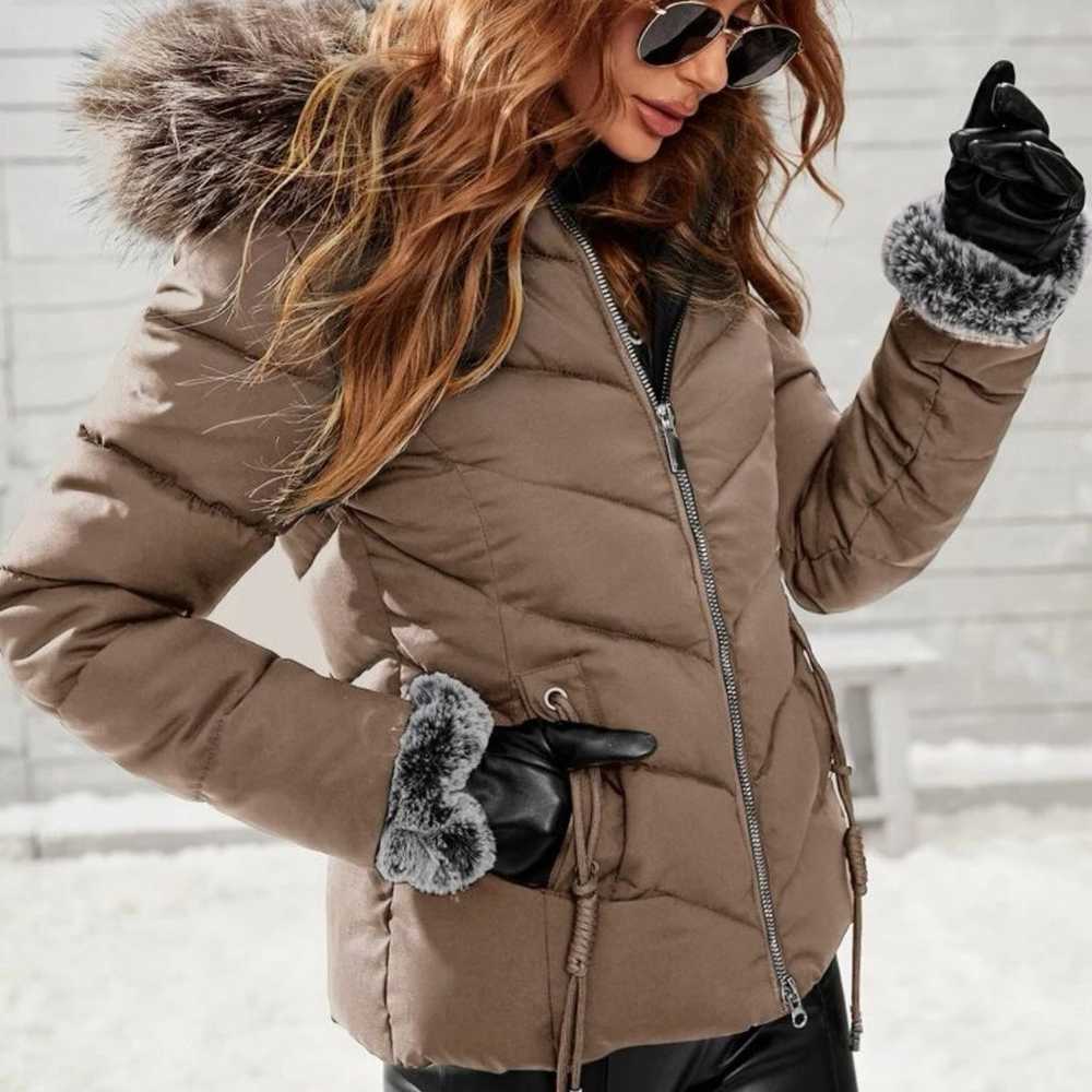 Drawstring Zip Up Fuzzy Hooded Winter Coat | Medi… - image 5