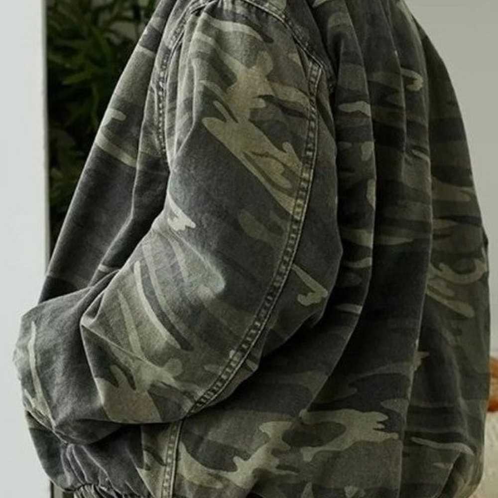 Urban outfitters BDG camo print denim jacket - image 9