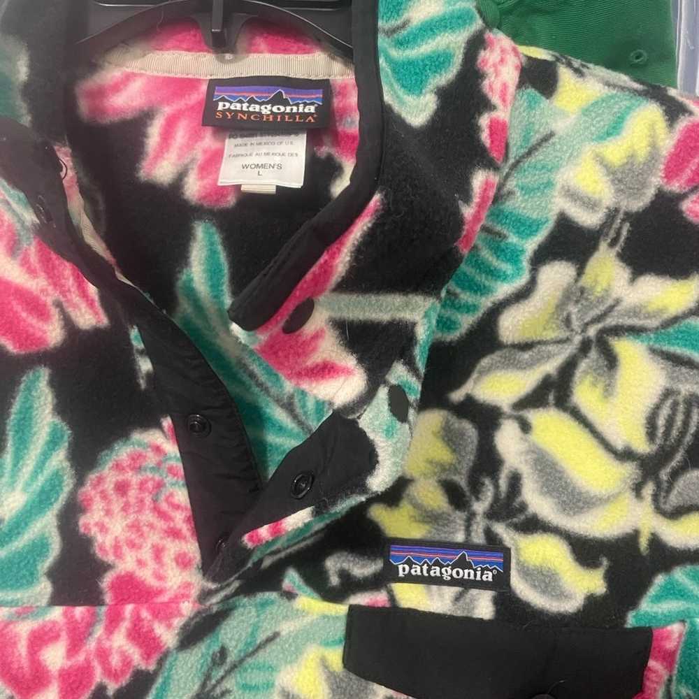 PATAGONIA floral Print Synchilla Snap T Fleece Pu… - image 4