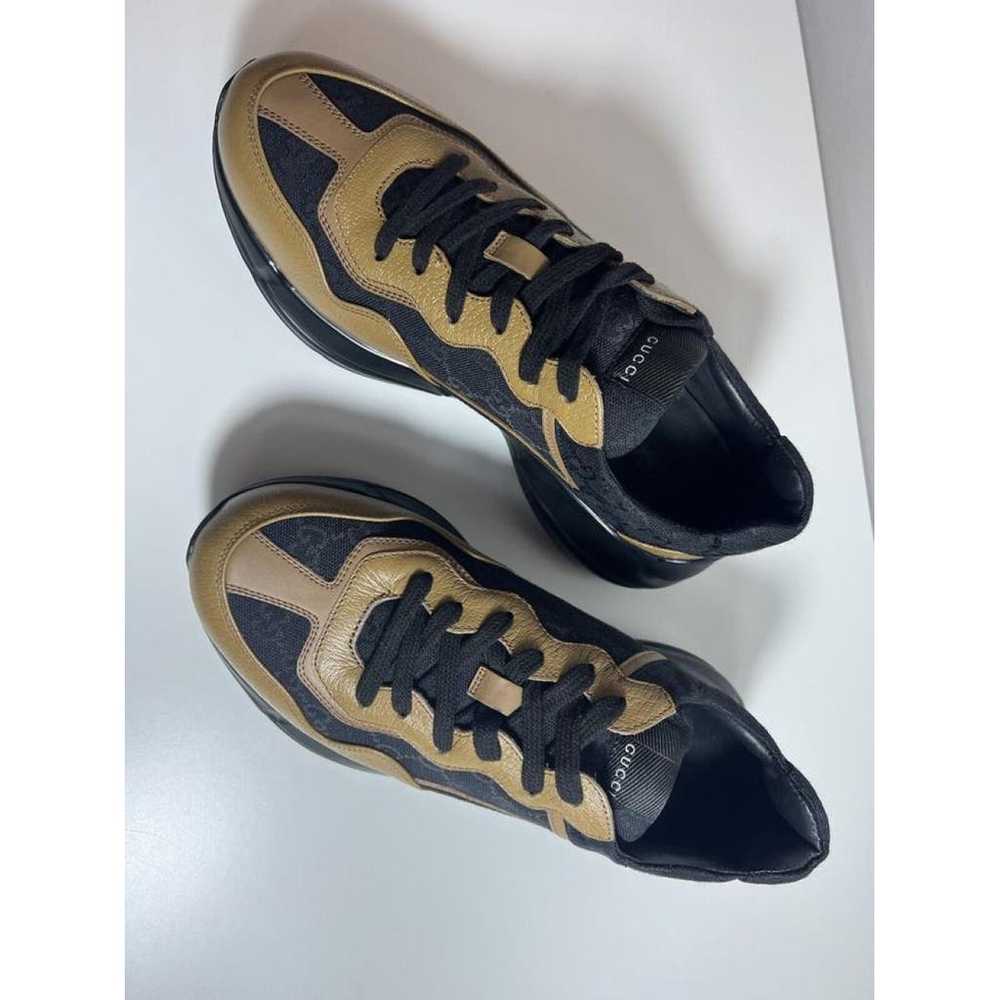 Gucci Rhyton leather low trainers - image 9