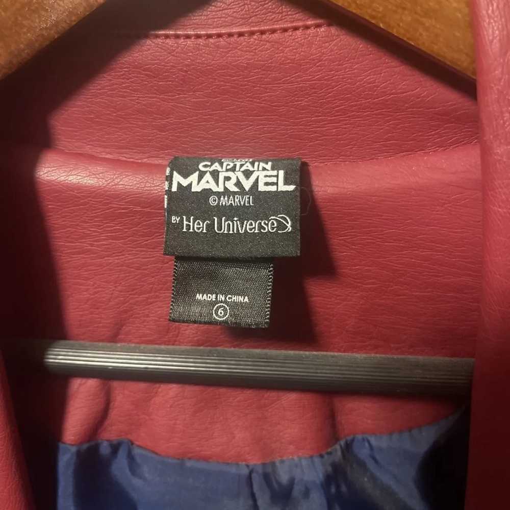 Captain Marvel Vegan Leather Her Universe Women's… - image 3