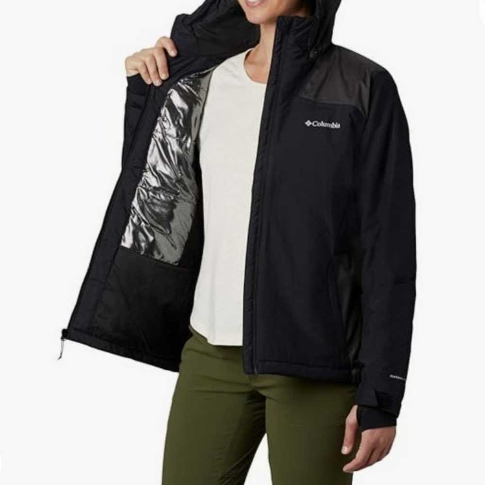 Columbia Coat with Omni tech insulation - image 4