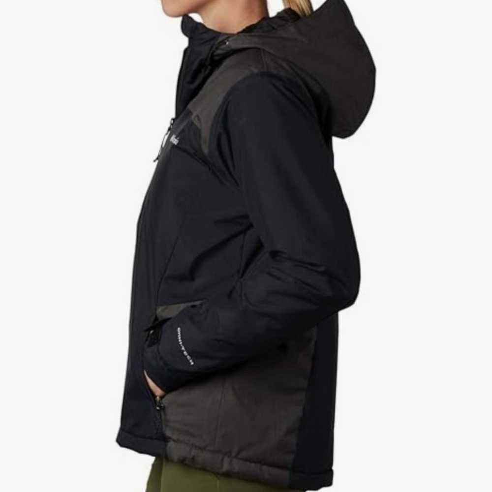 Columbia Coat with Omni tech insulation - image 6