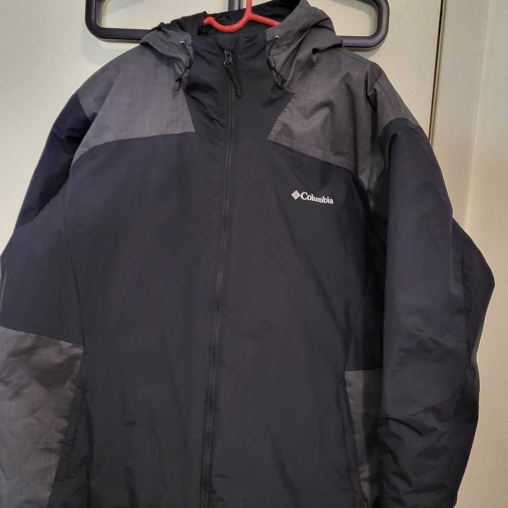 Columbia Coat with Omni tech insulation - image 7