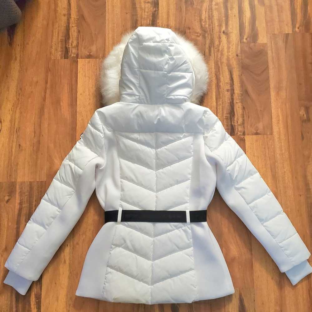 Gorgeous White Winter Coat with Removable Faux Fu… - image 2