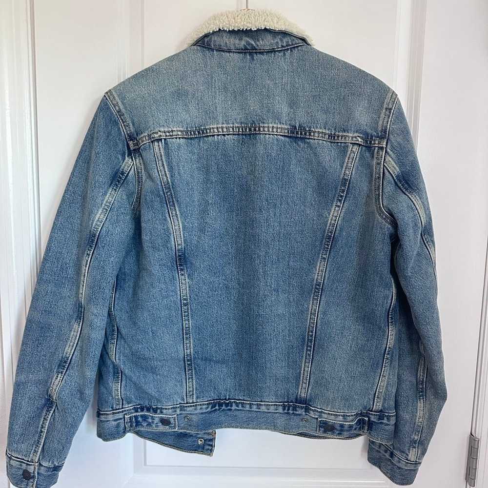 Levi's jean jacket - image 3