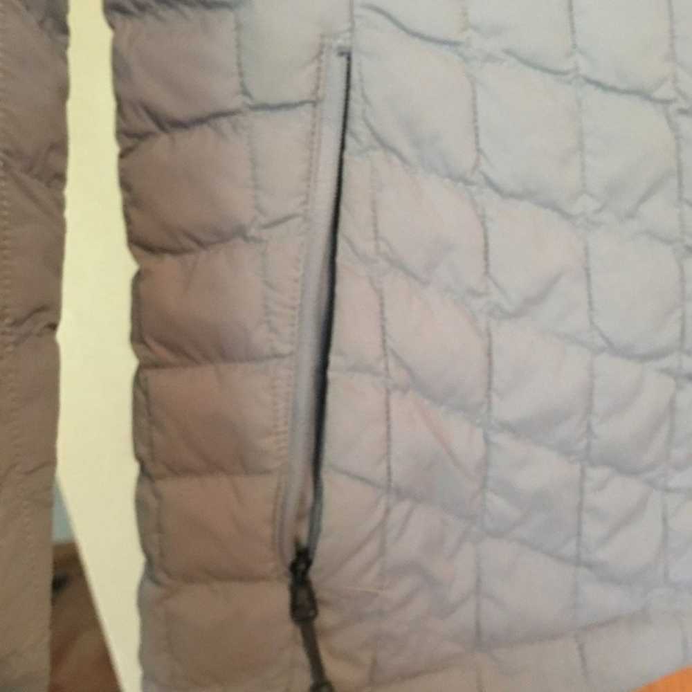 The North Face thermoball jacket - image 4