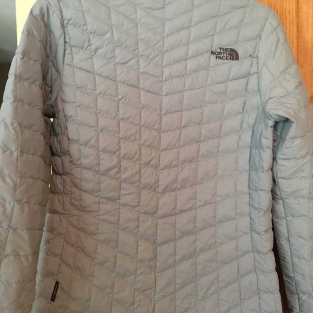 The North Face thermoball jacket - image 5