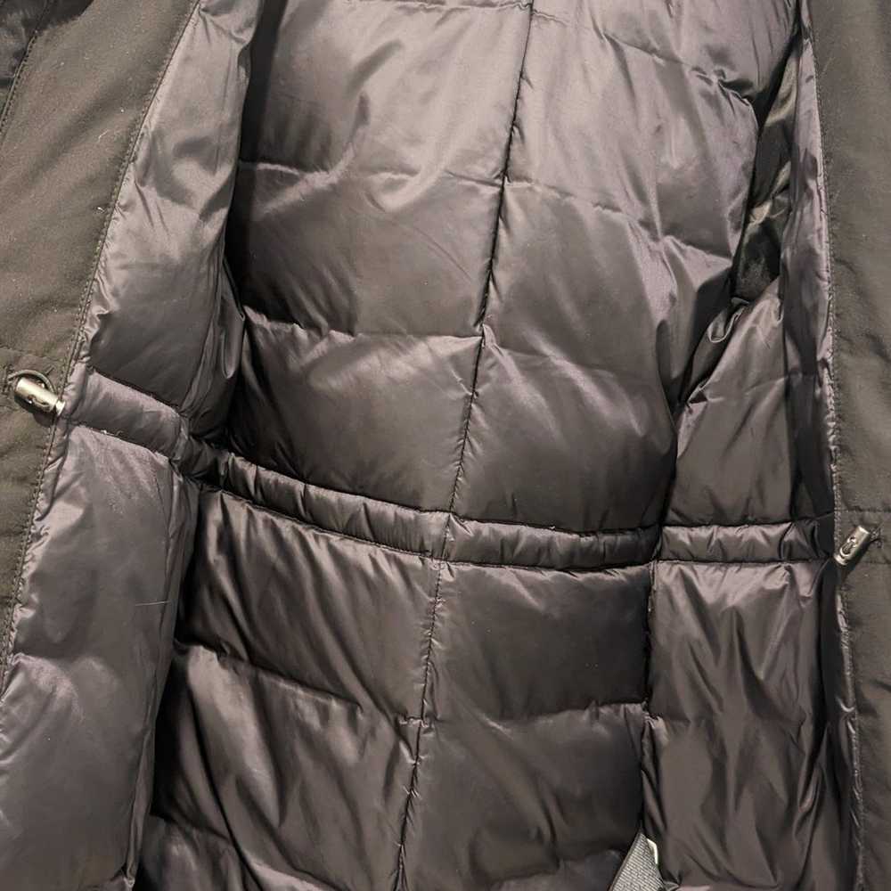 Uniqlo size small down jacket - image 7