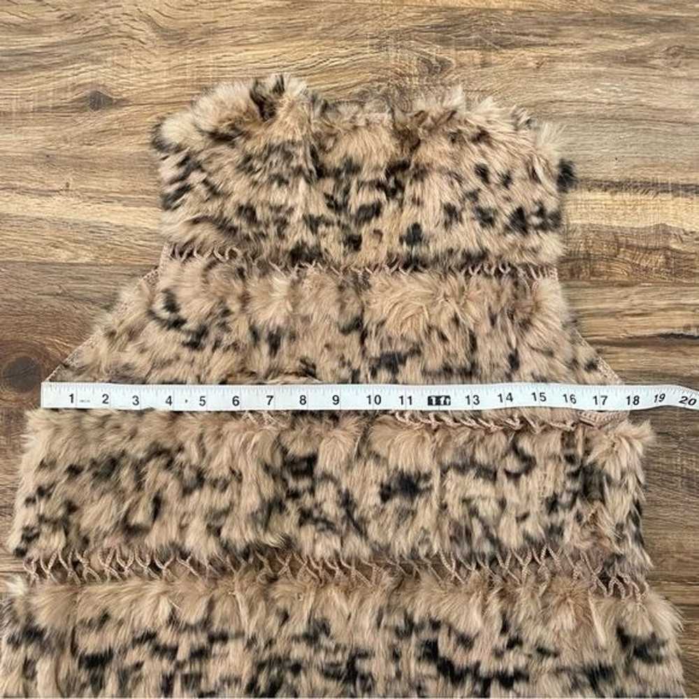 BCBGMAXAZRIA Spotted Genuine Rabbit Fur Crochet p… - image 9