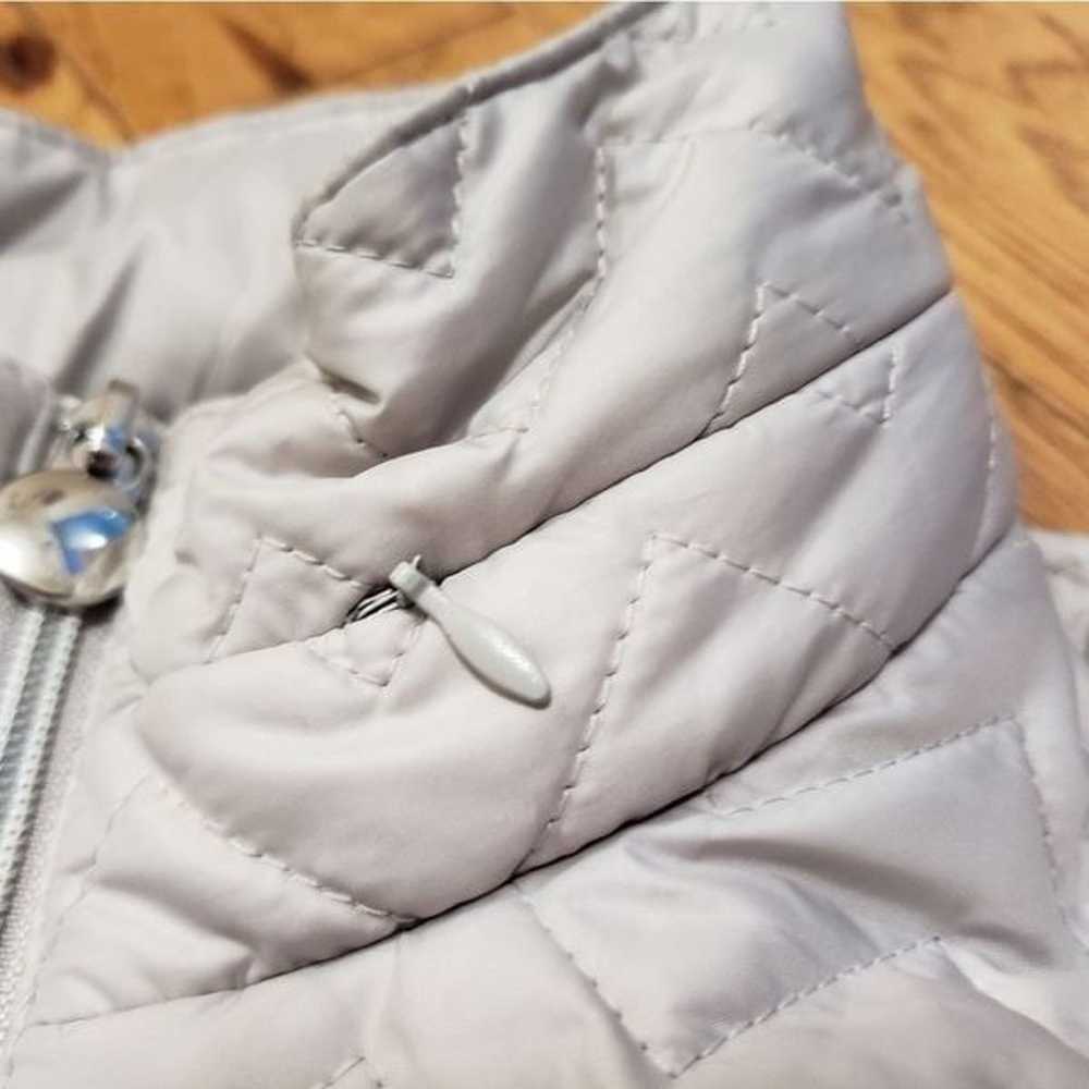 Laundry Silver Quilted Fitted Jacket w/Hood Medium - image 4