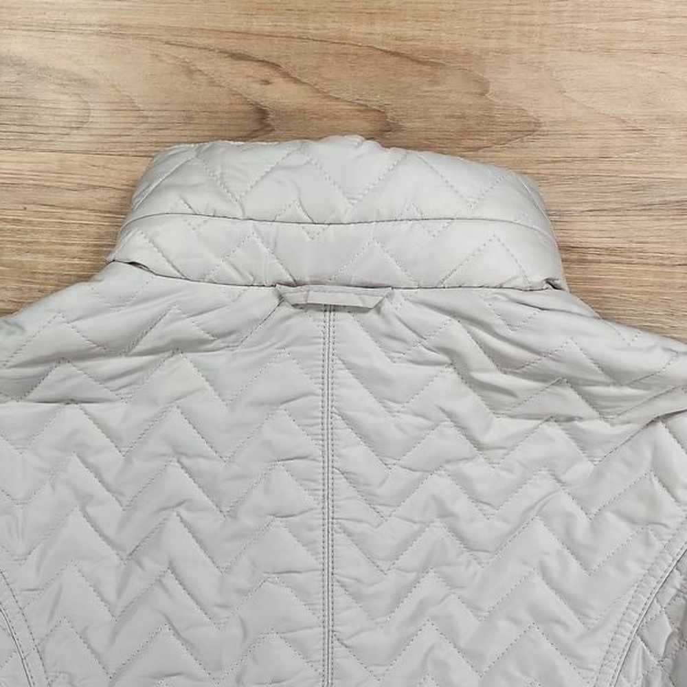 Laundry Silver Quilted Fitted Jacket w/Hood Medium - image 7