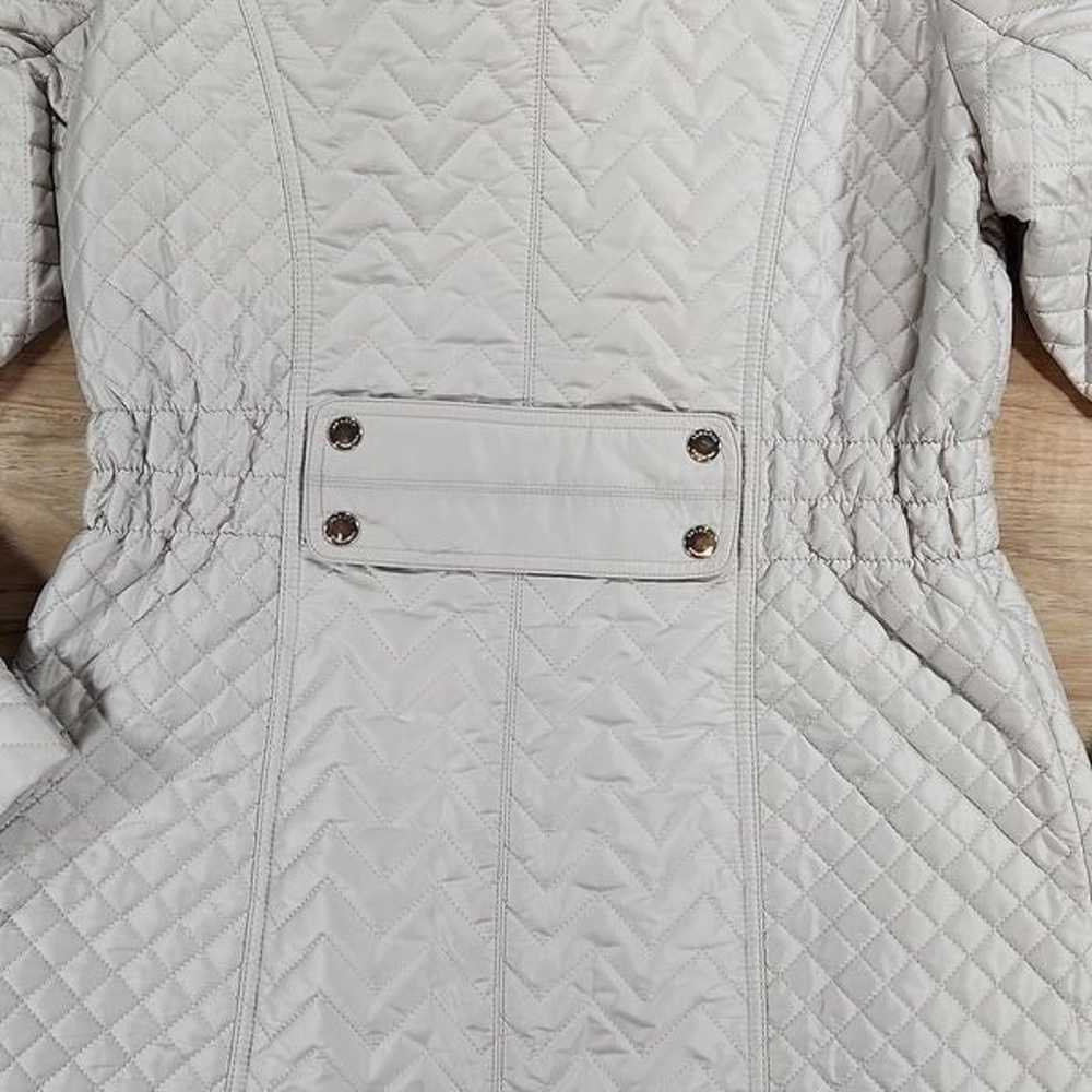 Laundry Silver Quilted Fitted Jacket w/Hood Medium - image 9