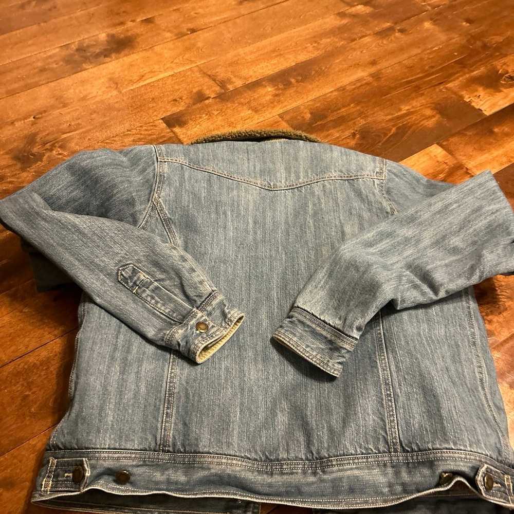 Women’s Wrangler Jean jacket - image 4