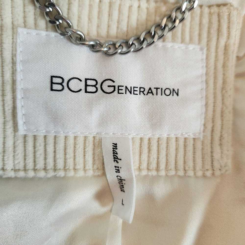 BCBGeneration Faux Fur Zip Up Jacket Off White/Cr… - image 5