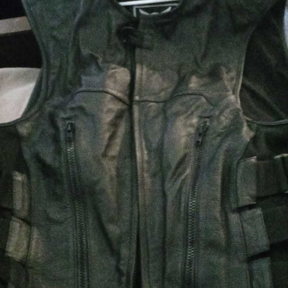Leather vest - image 4