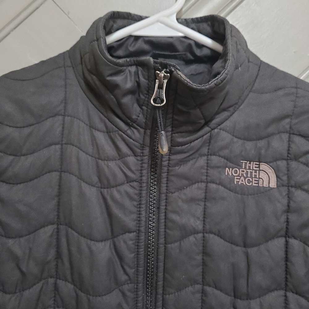 The North Face Black Quiltes Jacket (XS) - image 2