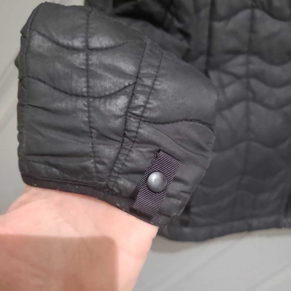 The North Face Black Quiltes Jacket (XS) - image 4