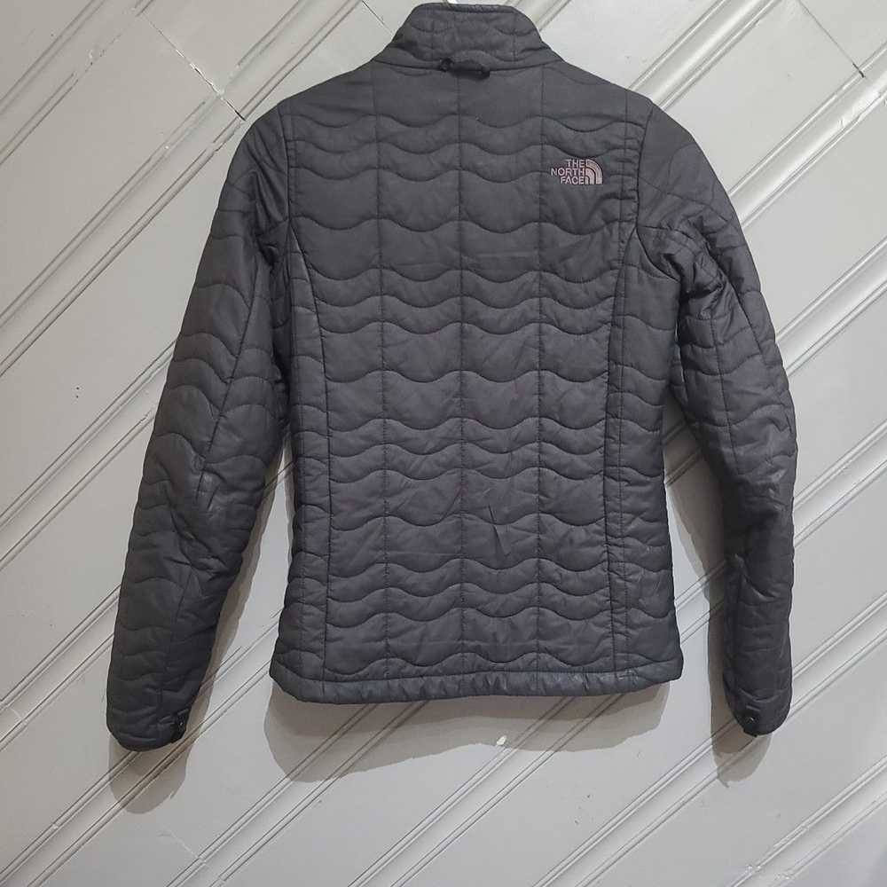 The North Face Black Quiltes Jacket (XS) - image 5