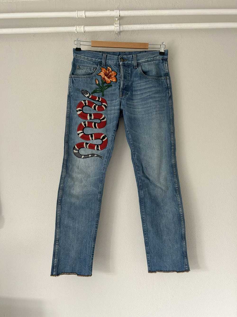 Gucci Snake Embroidered Cropped Denim Jeans - image 1