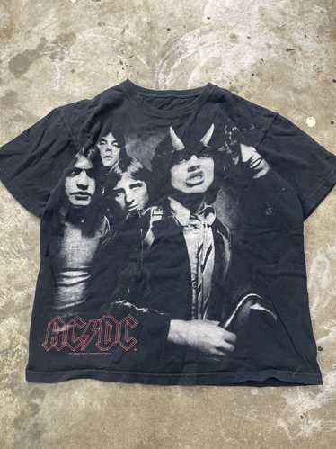 Band Tees × Streetwear × Vintage 2005 AC/DC shirt