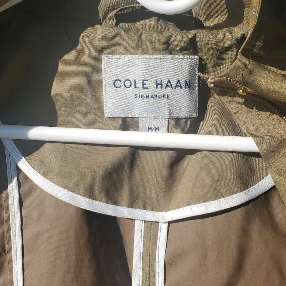 Cole Haan Packable Hooded Raincoat- Color: Beige/… - image 3