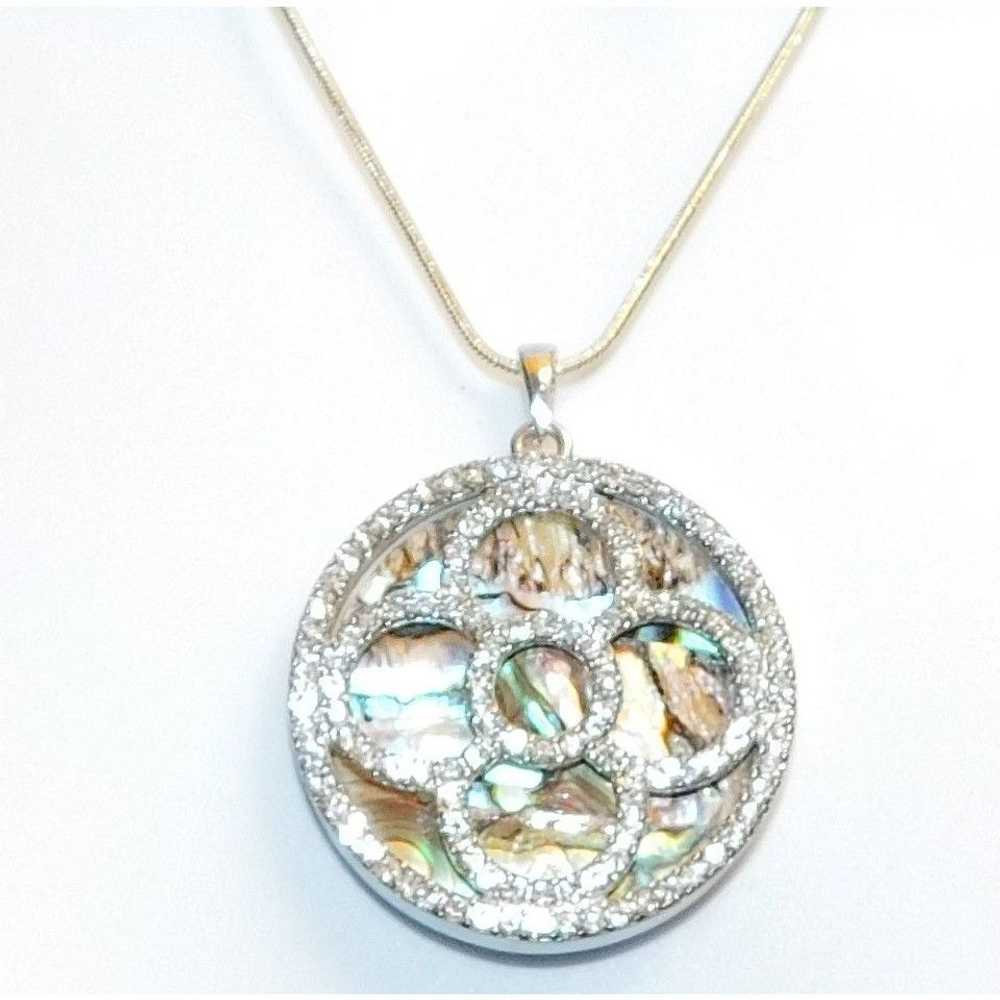 Other Rhinestone Shell Floral Necklace - image 5