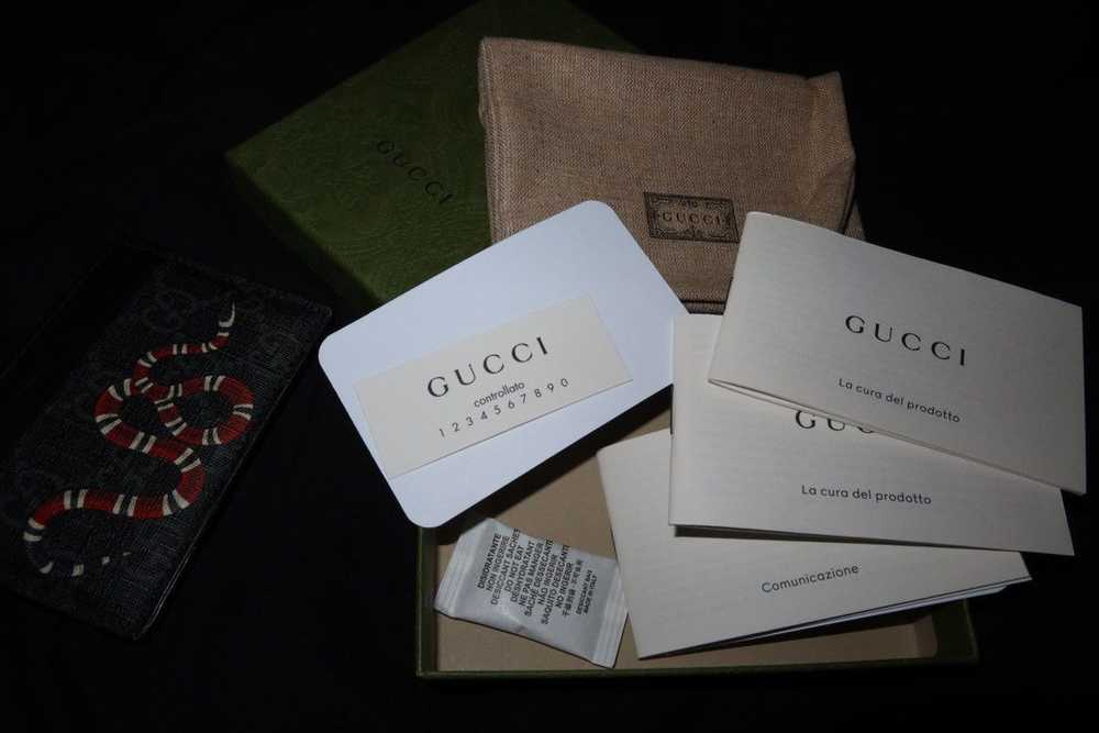 Gucci Gucci GG Supreme Kingsnake Cardholder - image 3