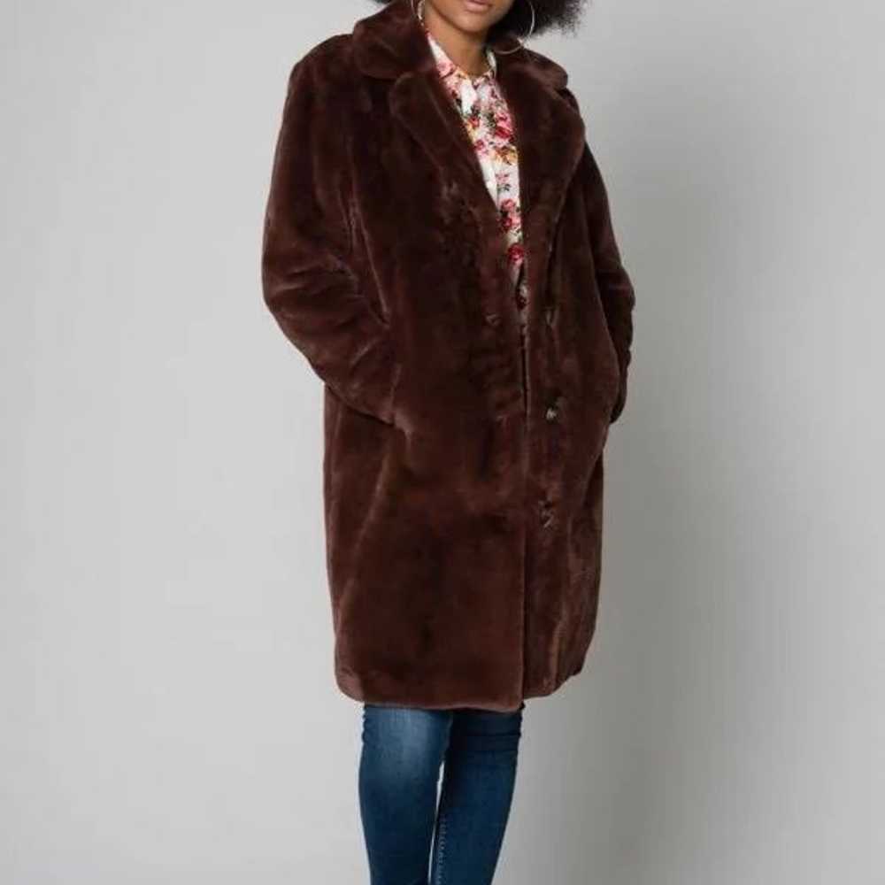 CABI brown faux Teddy coat Size Medium - image 2