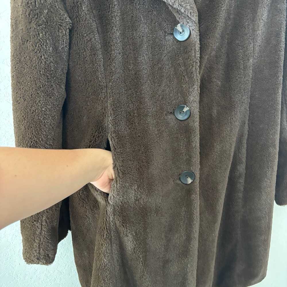 CABI brown faux Teddy coat Size Medium - image 7