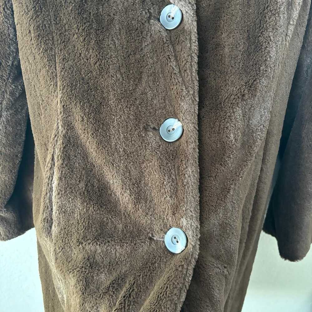 CABI brown faux Teddy coat Size Medium - image 9
