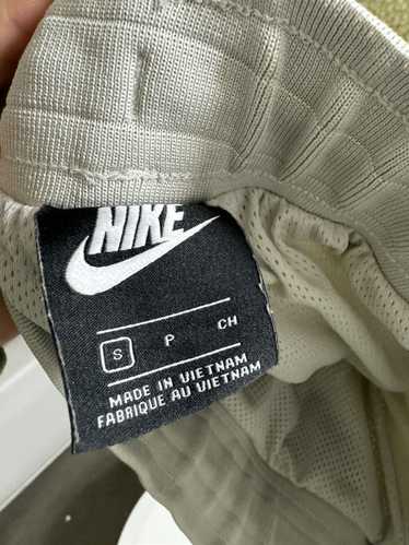 Nike Nike Cream Thermal Sweatpants