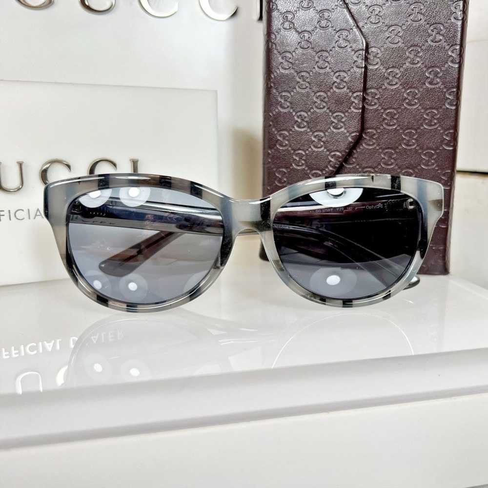 Gucci Gucci Vintage GG Logo Sunglasses - image 2