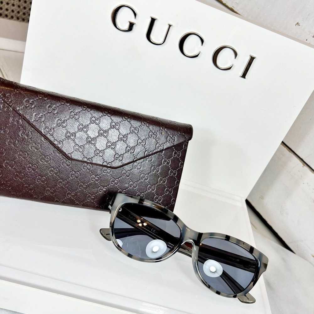 Gucci Gucci Vintage GG Logo Sunglasses - image 3