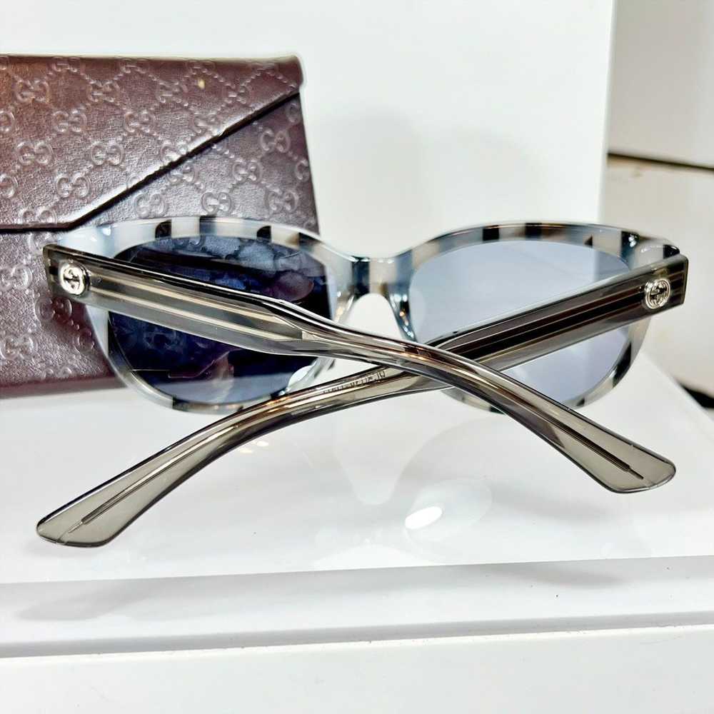 Gucci Gucci Vintage GG Logo Sunglasses - image 6