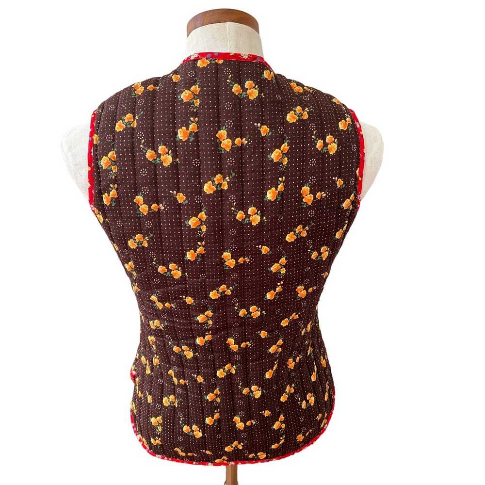 Vintage 70s brown floral channel quilted vest - image 4