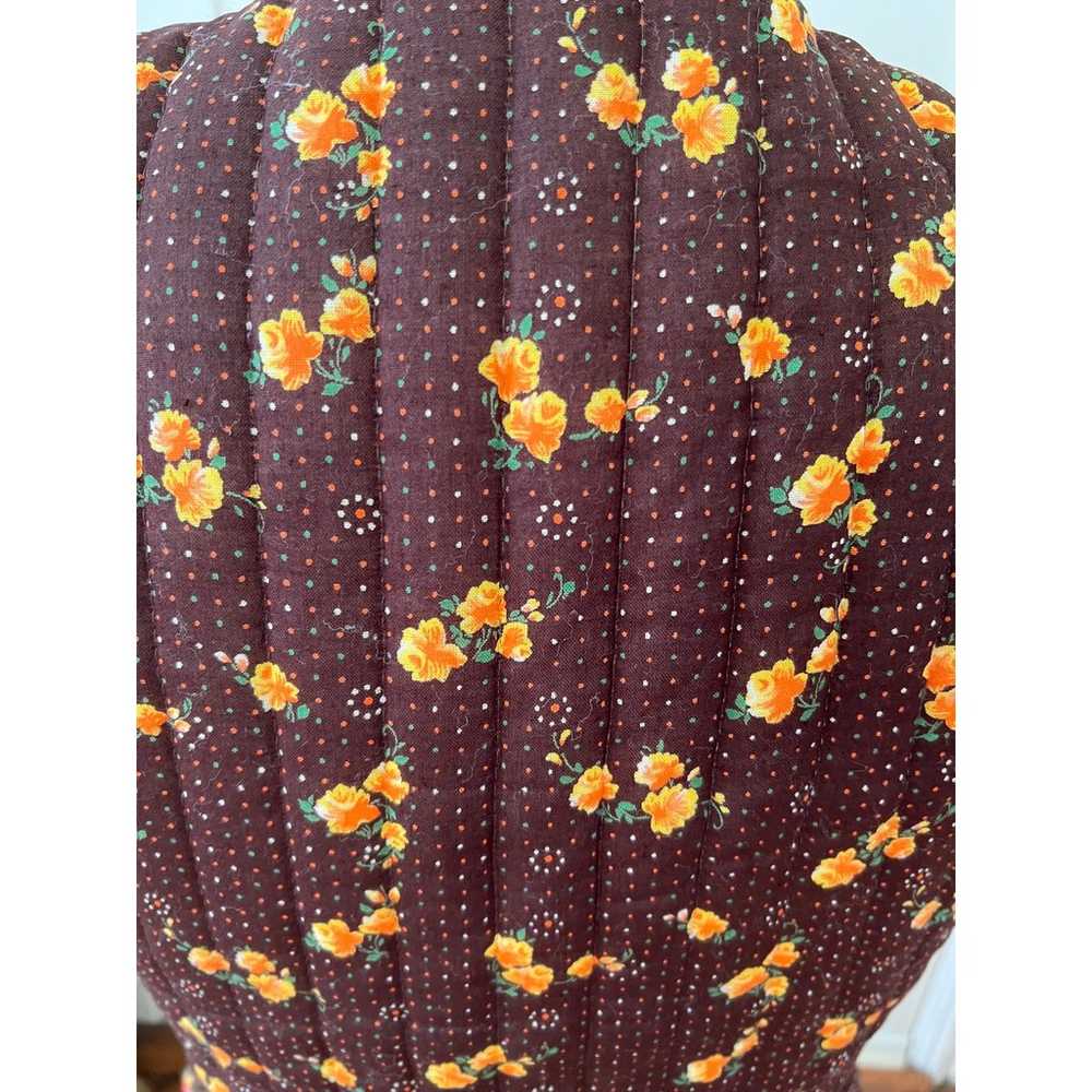 Vintage 70s brown floral channel quilted vest - image 9