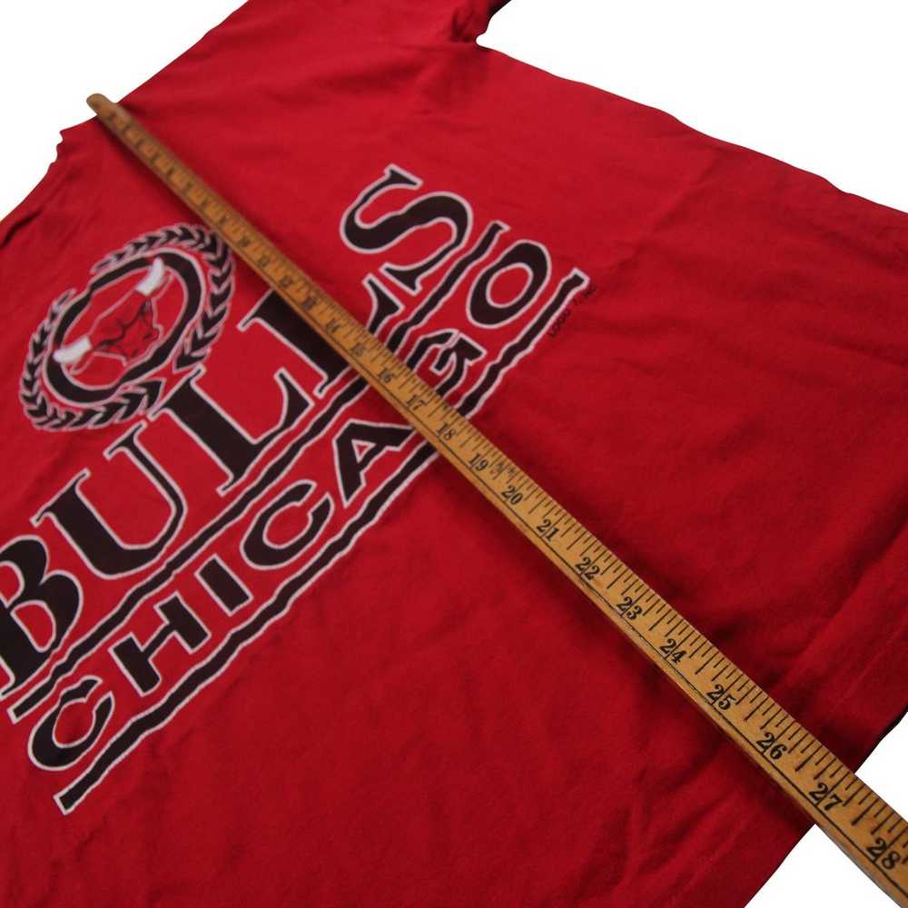 Vintage Chicago Bulls Graphic T Shirt - image 5