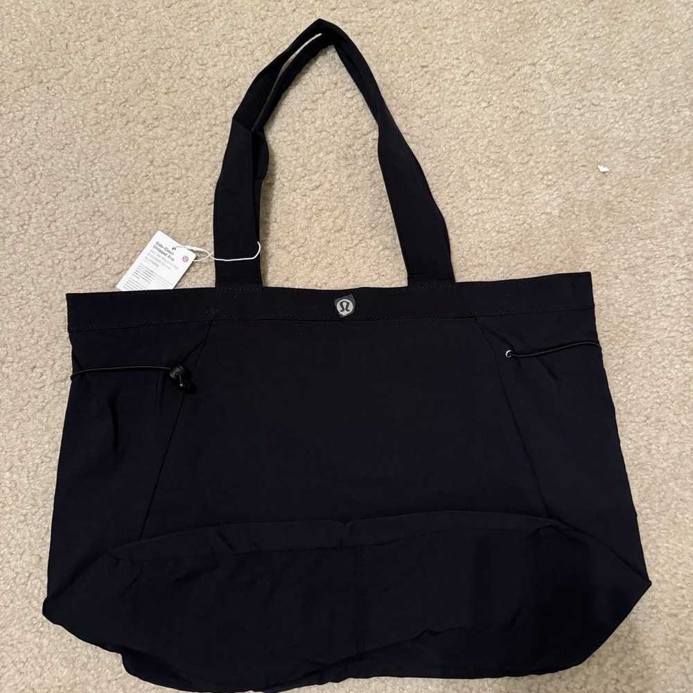 Lululemon side-cinch shopper bag tote bag 18L - image 2