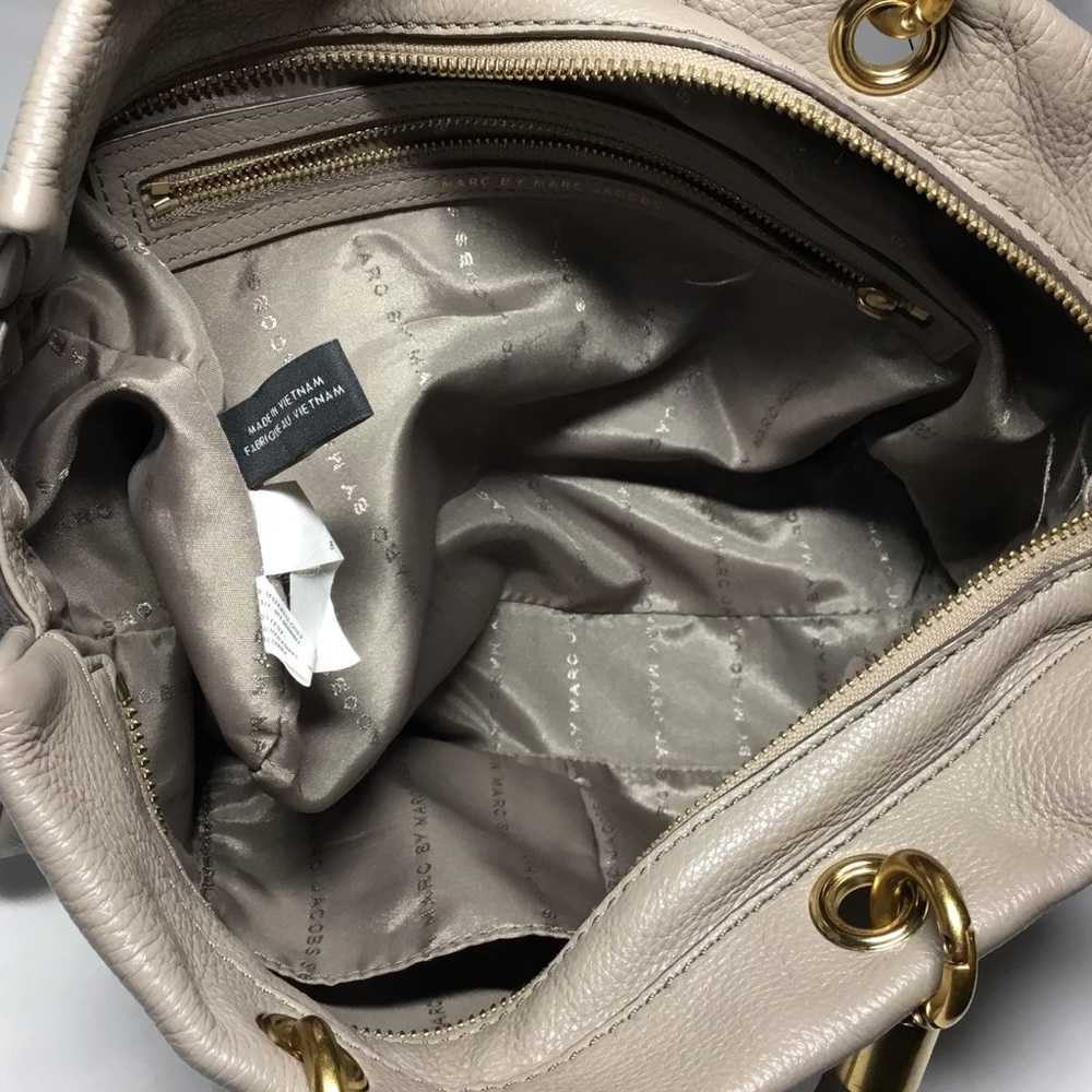 Marc Jacobs Biege Convertible Bag - image 11