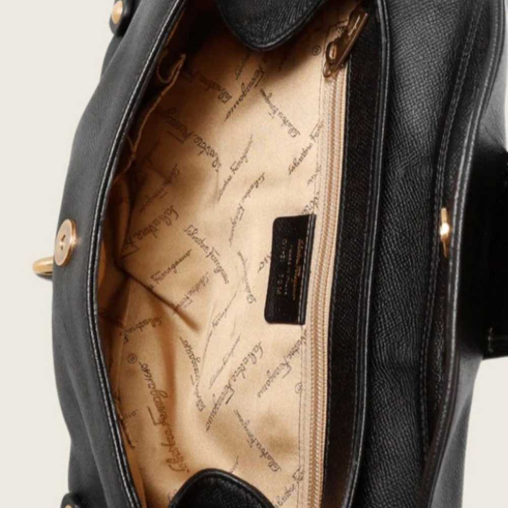 Salvatore Ferragamo Leather Flap Shoulder Bag Wit… - image 4